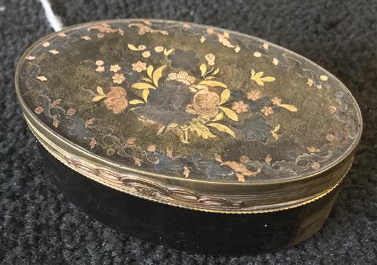 An early 19th century tortoiseshell and gold pique work oval snuff box(-)